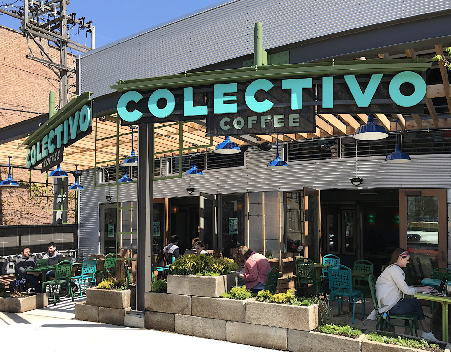Colectivo outside