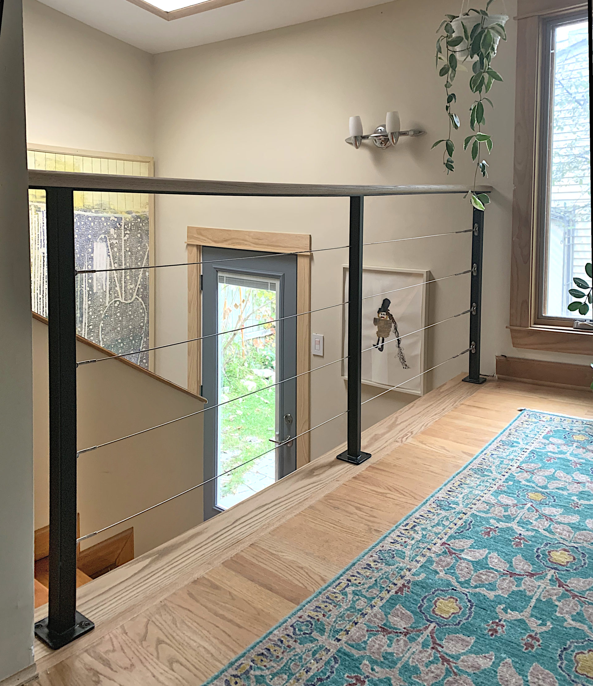 Looking for custom Minimalist residential cable railing? Signature