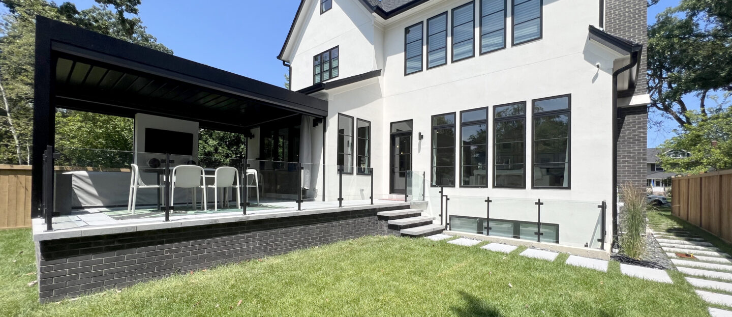 R75 - Glass Railings in Wilmette - 1