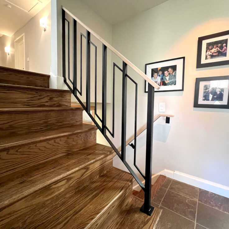 R77 - Railings in North Barrington -1