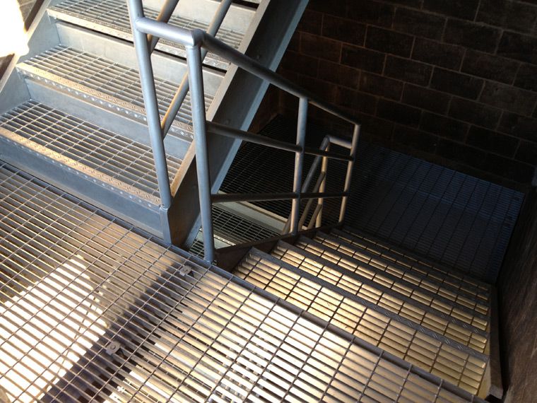 Looking for custom Industrial bar grating balcony? | Signature Metal Works