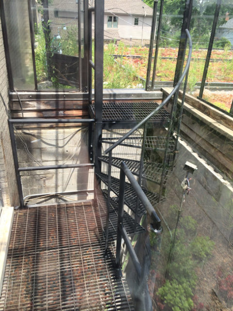 custom-metal-opening-stairs