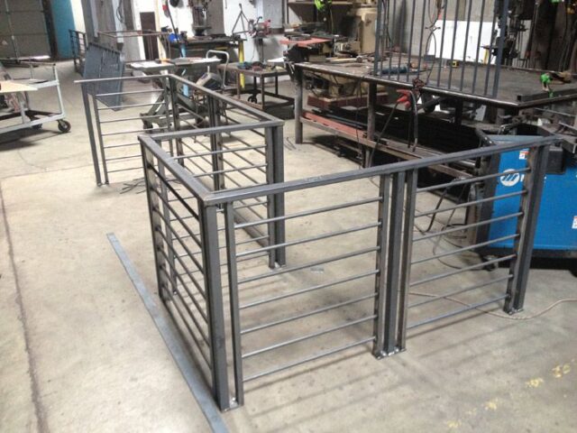 fabrication custom modern railing